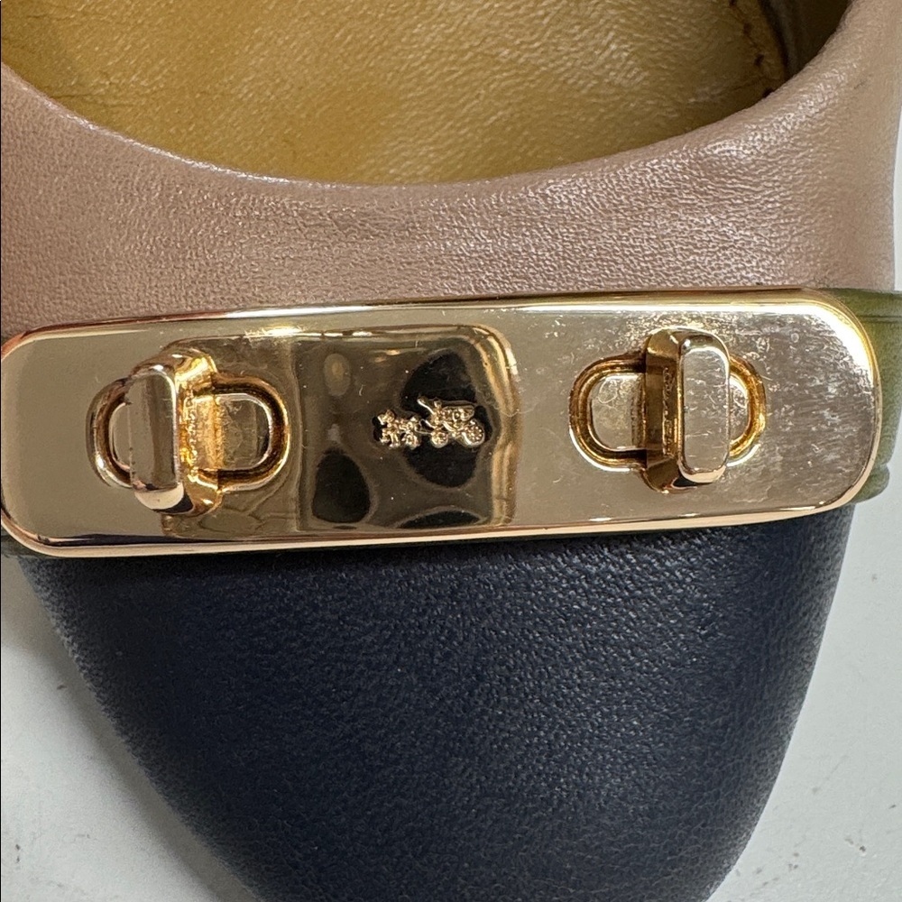 Coach Two-Tone Leather Cap Toe Ballet Flat - Taupe & Black Gold Hardware Size 6 - Picture 6 of 6